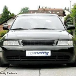Audi A3 Grill med 3 Ribb 00-03 svart