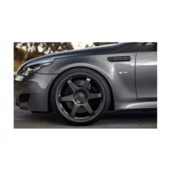 BMW E60 E61 Framskärmar M5