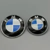 BMW-Emblem-Blå-Vit-82mm-73mm-(Fram+bak)