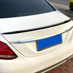 Mercedes-Benz C-Klass W205 Spoiler Vinge svart blank