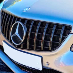 Mercedes-Benz W207 GTR Grill svart