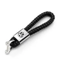 Flätad VW-nyckelring med metallfäste – perfekt accessoar för VW-förare som vill kombinera stil och funktion.