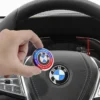 BMW 50-årsjubileum rattemblem – 45mm dekal med ikoniska retro-M-färger för sportig interiör.