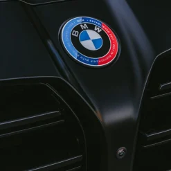 BMW emblem 50-årsjubileum 82/74