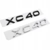 Volvo XC40-emblem i svart eller krom – ge din bil en stilren och personlig finish med enkel montering.