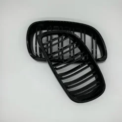 BMW-E92-E93-Grill-Svarta-Dubbelribb-PRE-LCI