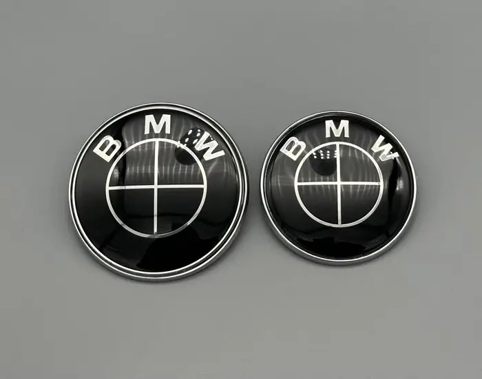 BMW Emblem Svarta 82mm & 73mm (Fram+bak) - RM Bilstyling