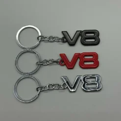 V8-Nyckelring-i-Metall