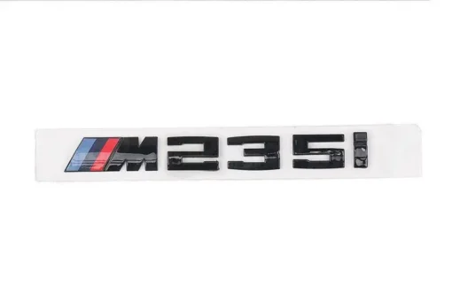 BMW-M235i-emblem-svart