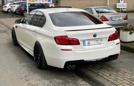 BMW-M5-F10-Spoiler-Vinge