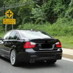 BMW-3-serie-E90-Bak-Stötfångare-M-Sport-Design-modell