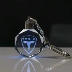 Nyckelring-Tesla-Kristall-Form