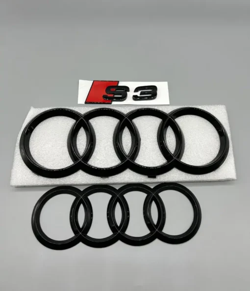 Audi-S3-Emblem-Ringar-Svarta