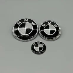 BMW-Emblem-Svartvit-Kolfiber-3-Pack