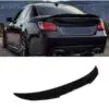 Blanksvart PSM Style spoilervinge till BMW 5-serie E60 – elegant och sportig bakprofil.