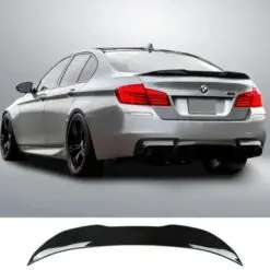 Blanksvart PSM Style spoilervinge till BMW 5-serie F10 – elegant och sportig bakprofil.