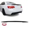 Blanksvart performance vinge till BMW E93 2006–2013 – sportig design med perfekt passform.