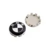 Svartvita 68mm centrumkåpor kompatibla med BMW – stilren originaldesign med exakt passform.