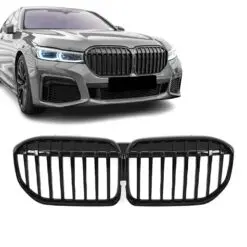 Blanksvart singelribb grill på BMW 7-serie G11/G12 LCI som ger en uppdaterad och exklusiv frontdesign.