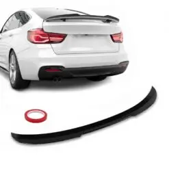 Blanksvart spoilervinge monterad på BMW F34 GT som ger ett sportigare och mer exklusivt bakparti.