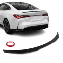 M4 Style vinge för BMW G22/G82 som ger bilen en aggressiv M-sport-look samt förbättrad aerodynamik och stabilitet.