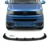 Blanksvart frontläpp till VW Transporter T5.1 (2009–2014) som ger bilen en sportig, stilren och aggressiv frontdesign.