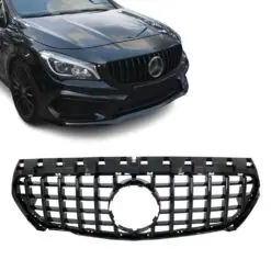 GTR grill i blanksvart för Mercedes CLA C117 (13–16) – aggressiv design inspirerad av AMG-stil.