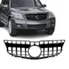Blanksvart GTR grill till Mercedes GLK X204 (2008–2012) som ger bilen en sportig, modern och exklusiv frontdesign.