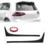 Blanksvart spoiler set till VW Golf MK7 (2013–2019) som ger bilen en sportig, stilren och aggressiv bakprofil.